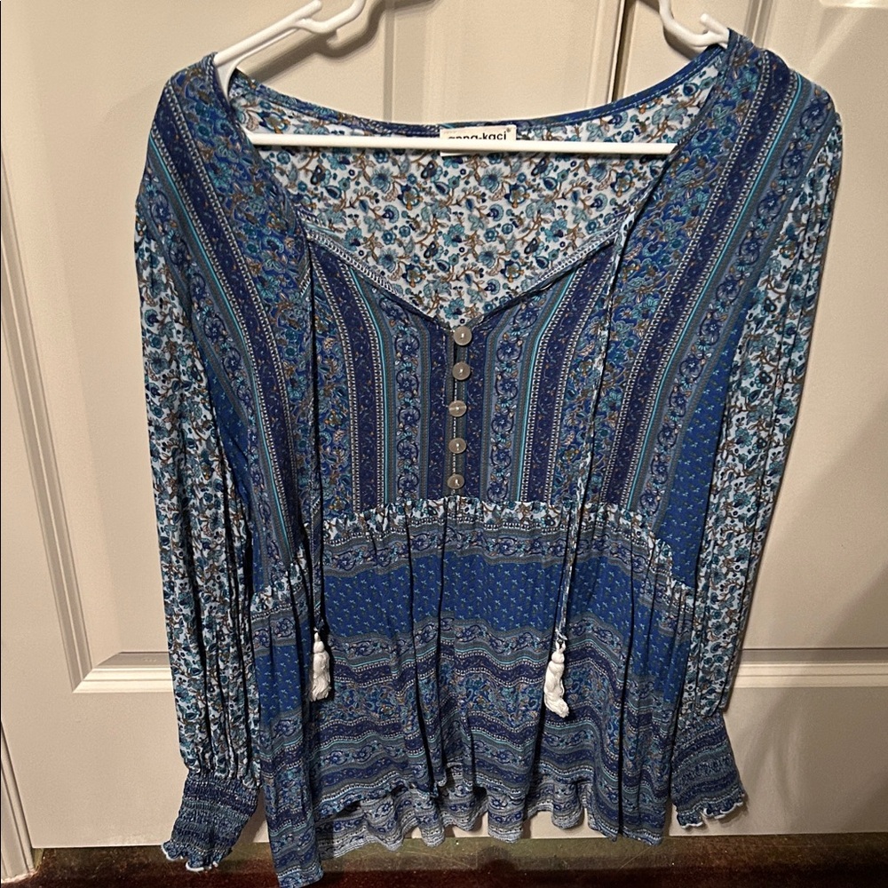 New Chic Boho Blue Patterned Blouse - image 1